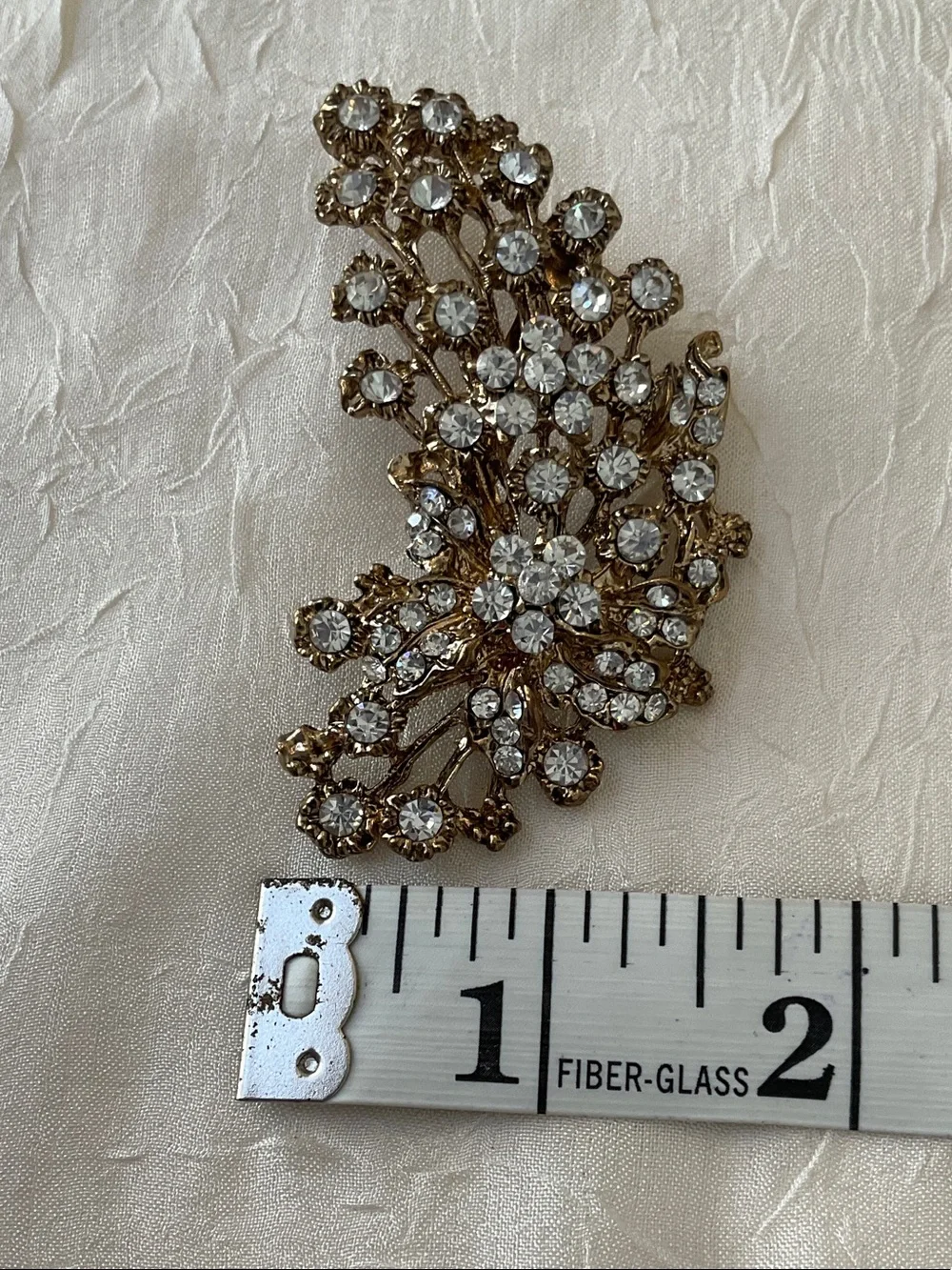 Vintage Gold Crystal Floral Brooch Pin - Clear Rhinestones